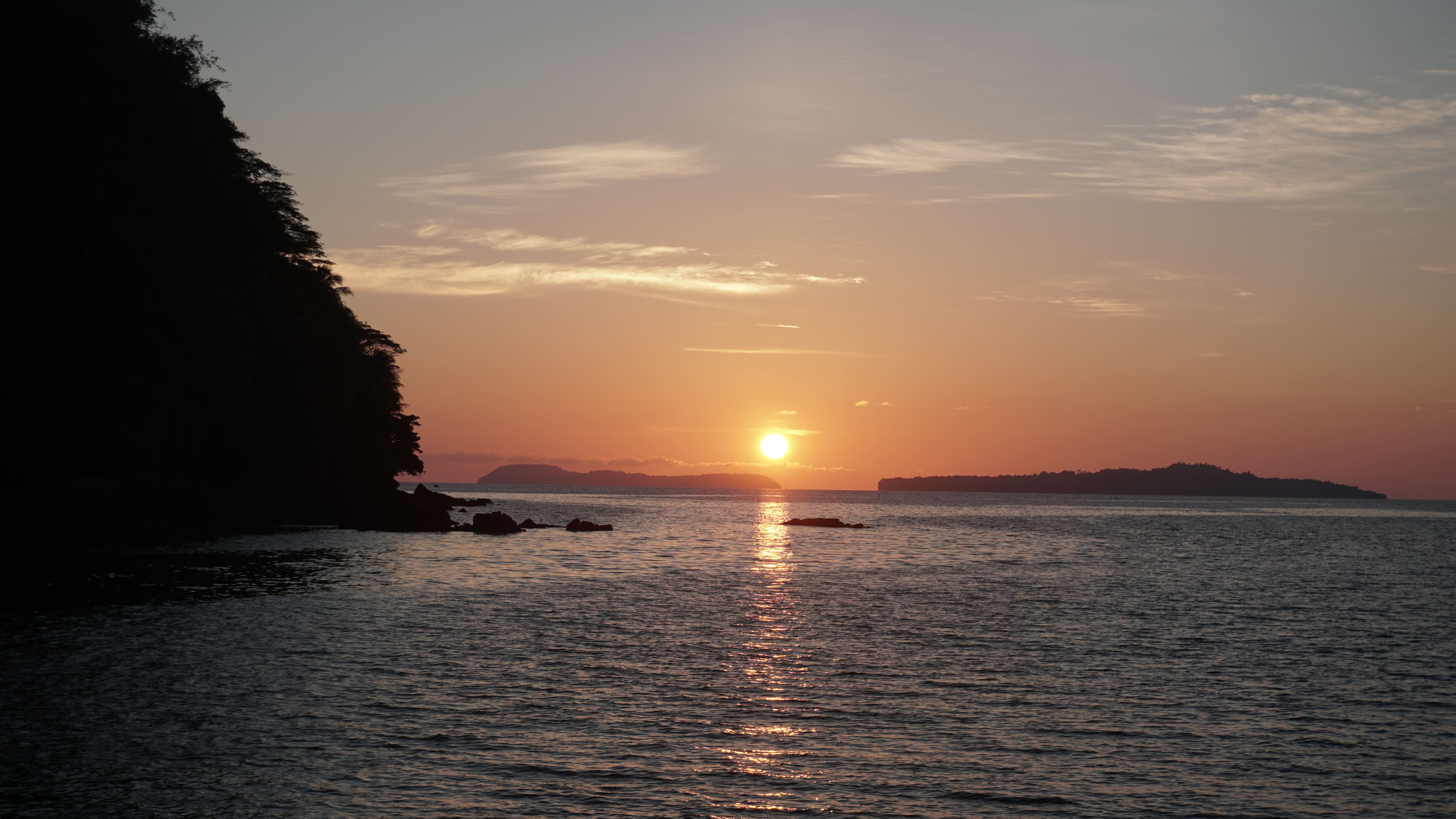 Sunset di Banda