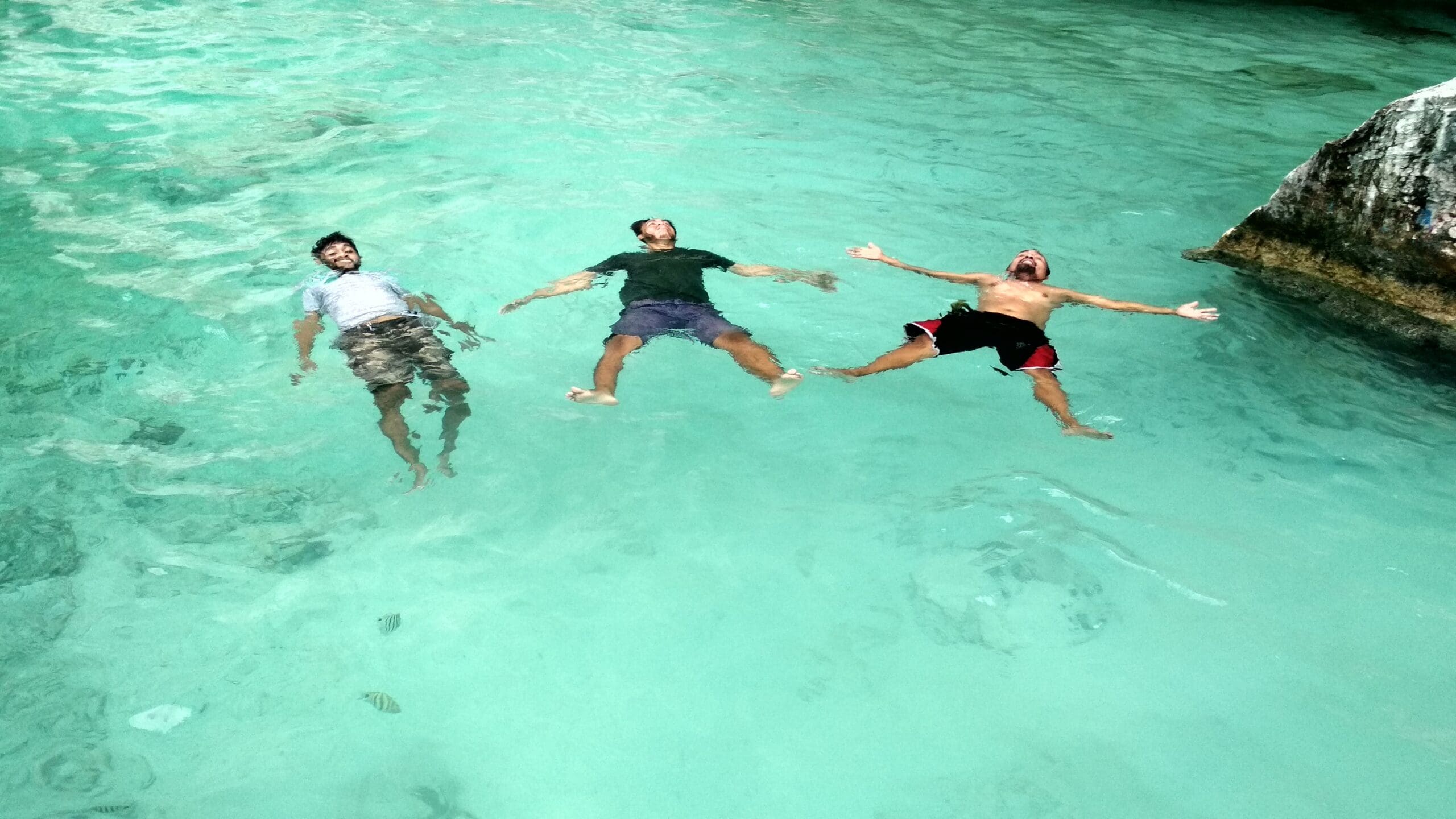 Berenang Seusai Tradisi Safar (Dok.Pribadi)