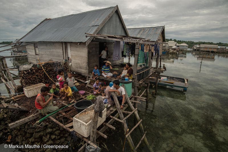 rumah laut suku bajo